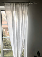 Voilages blancs en lin