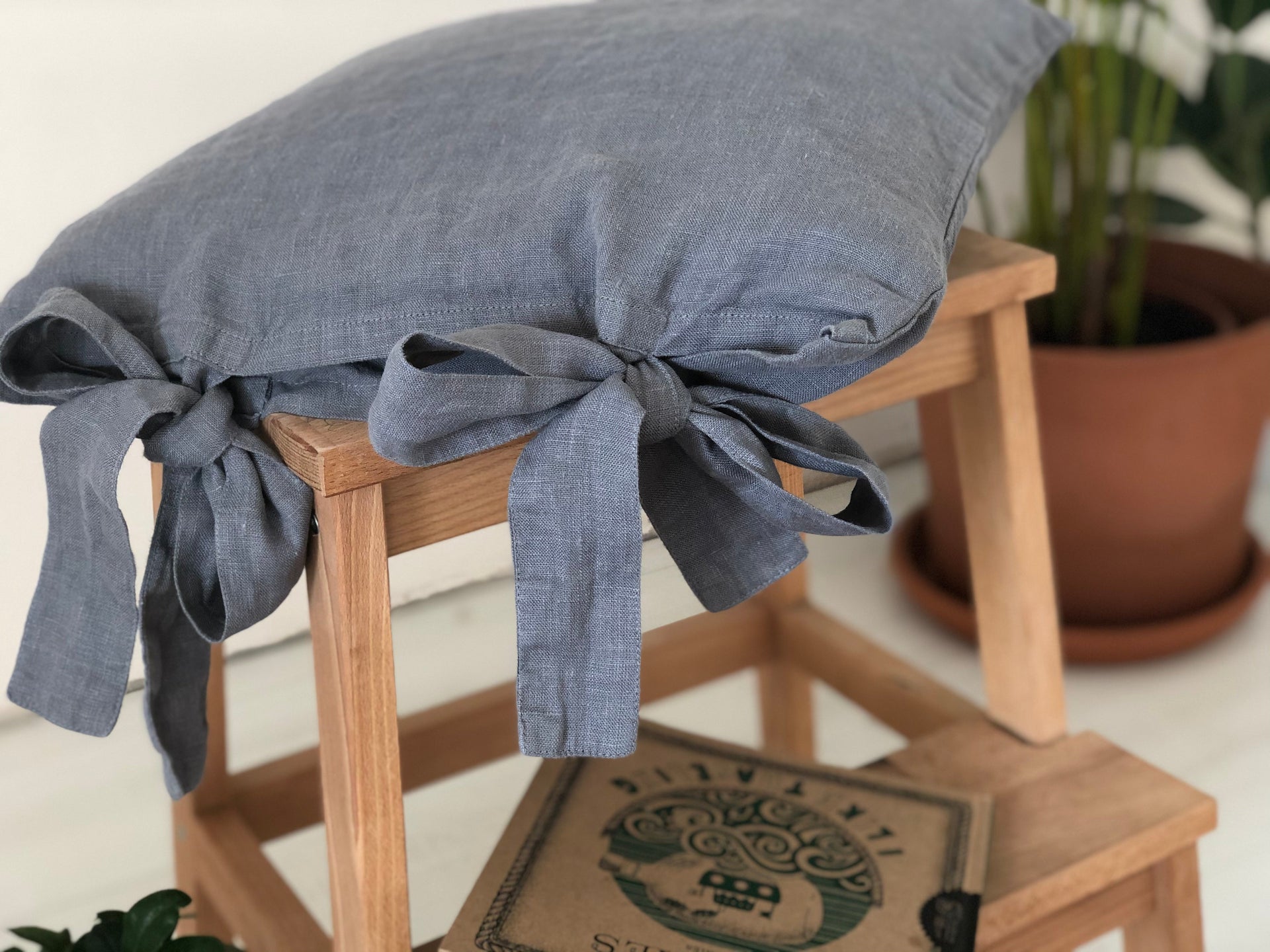 Linen Sham with Bow Ties
