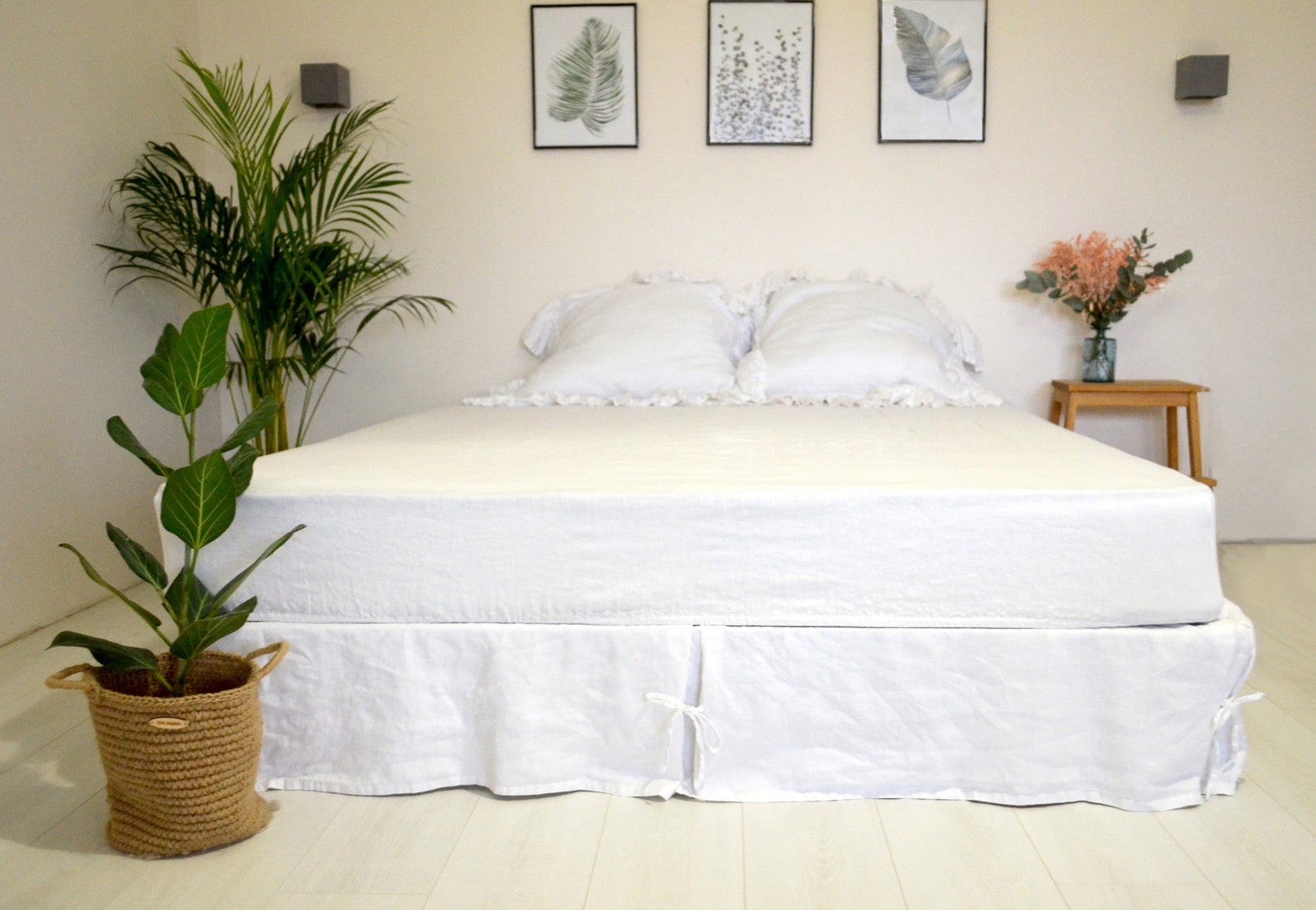 Linen Bed Skirt with Pleats and Ties