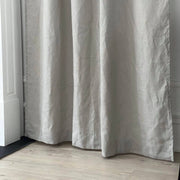 Panneau de rideau en lin gris