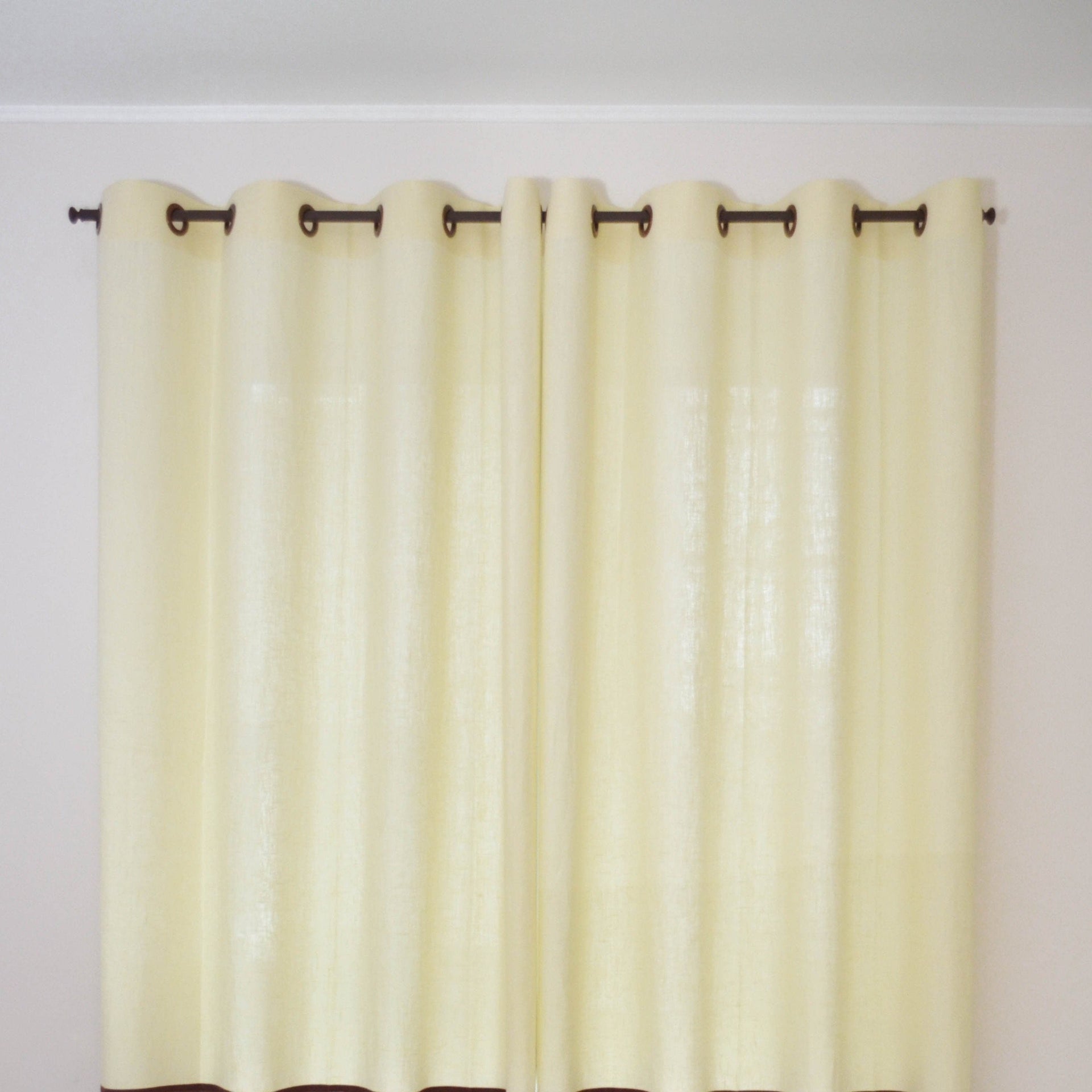 Grommet Linen Curtain Panel with Cotton Lining